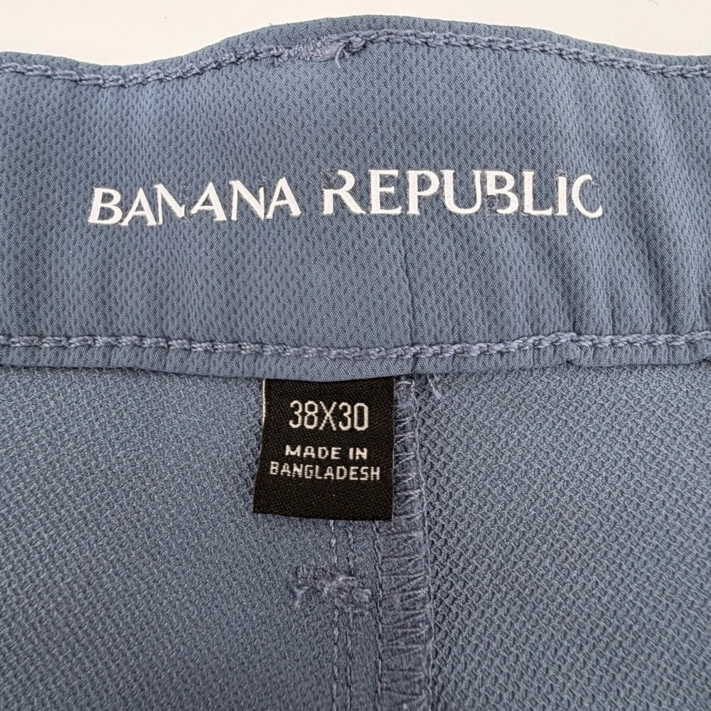 Banana Republic Mens 38x30 Blue Gray Performance Pants Flat Front Straight Leg